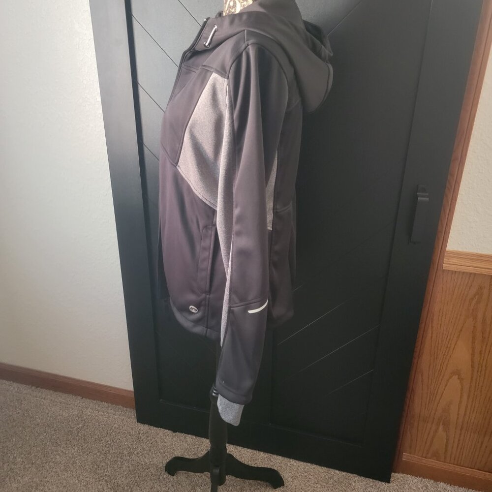 Mondetta Black Zip front jacket size XL - Picture 3 of 4